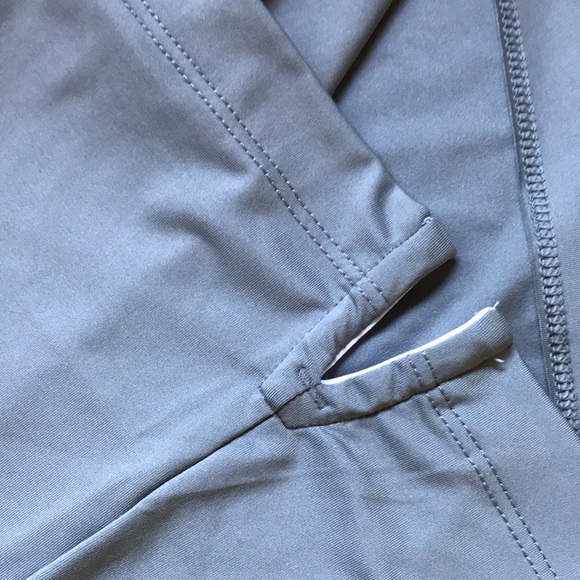 Lands’  End Gray Polyester Polo Shirt - Picture 4 of 5